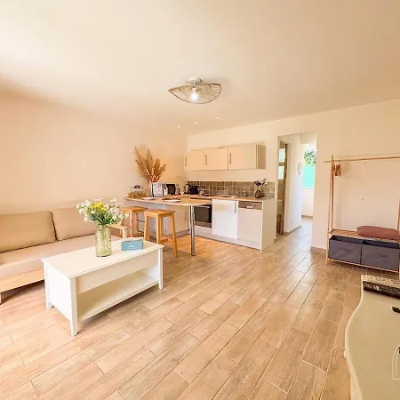 Apartamento Petit T2 Cocooning, Climatisé Avec Jardinet